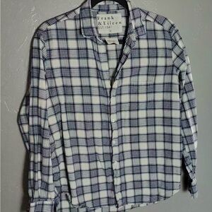 Frank & Eileen Navy and White Checkered women’s plaid long sleeve button‎ down